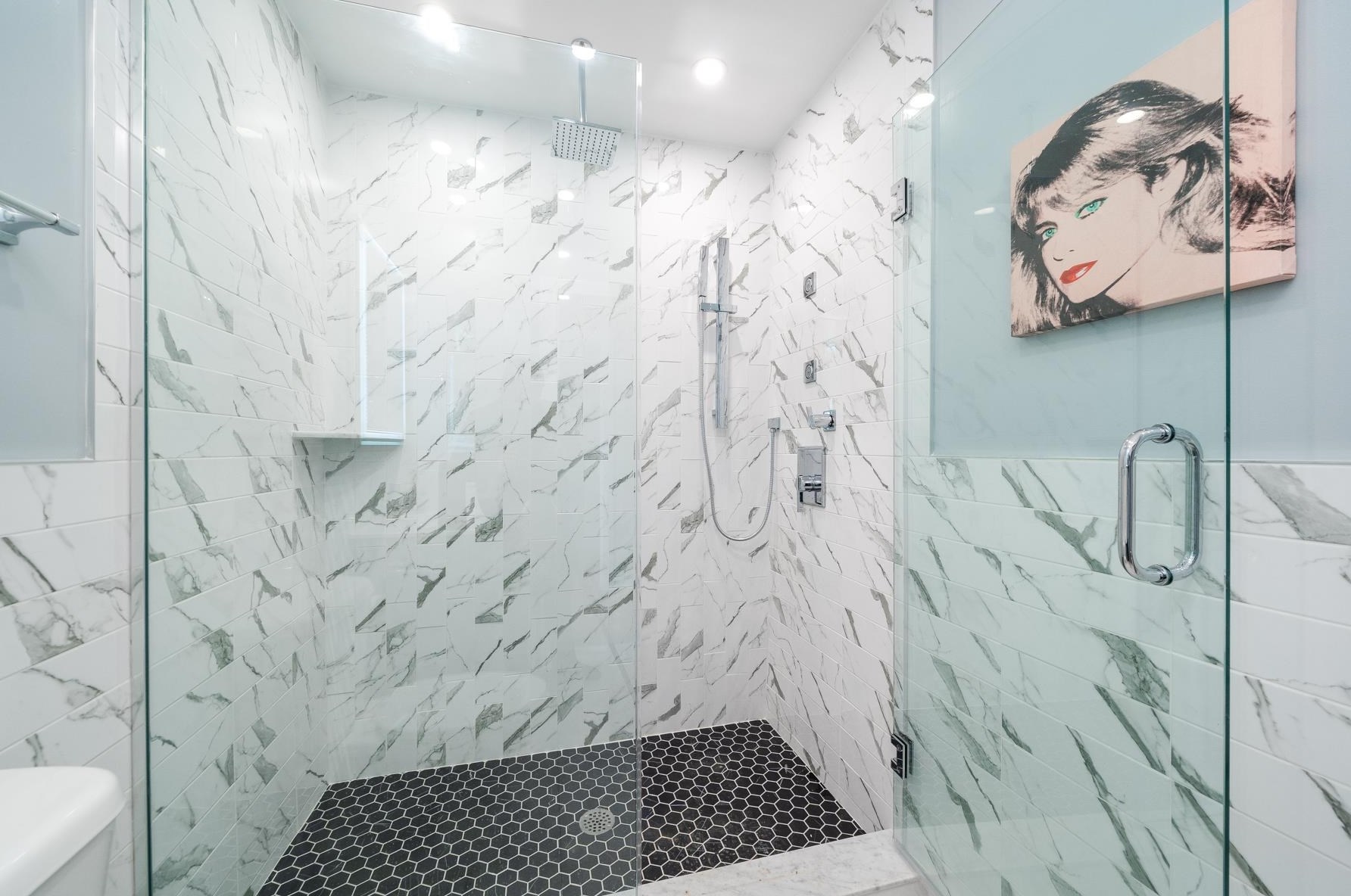 195 Liberty Ave, Jersey City NJ 07306-4919 exterior