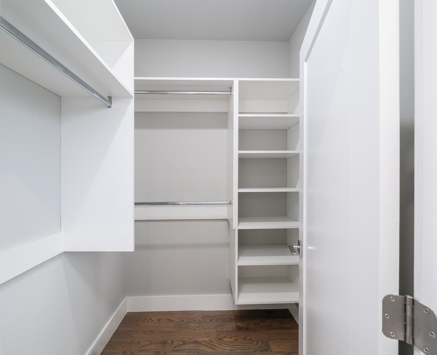 195 Liberty Ave, Jersey City NJ 07306-4919 exterior