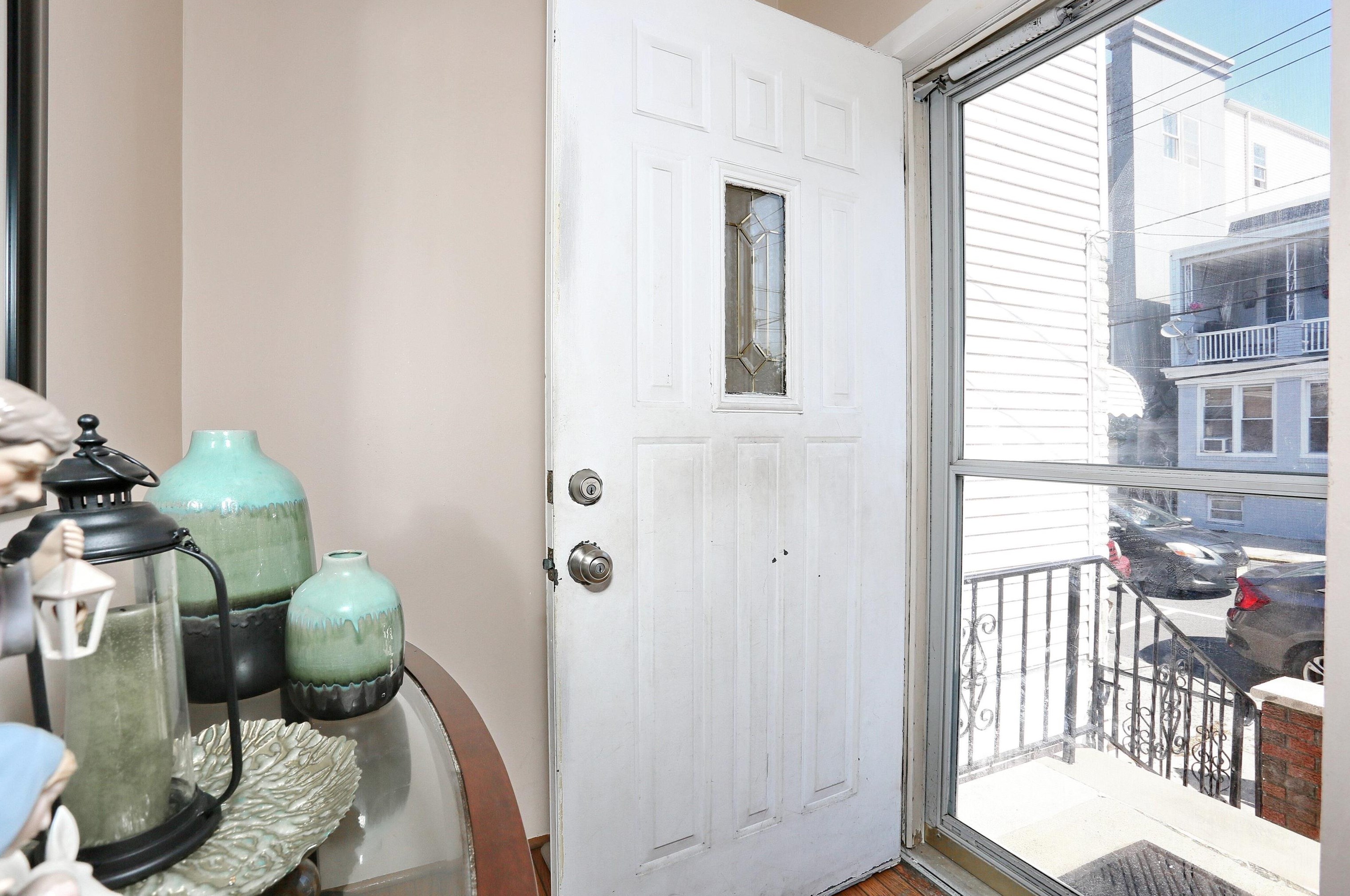 549 55th St, West New York NJ  07093-4627 exterior