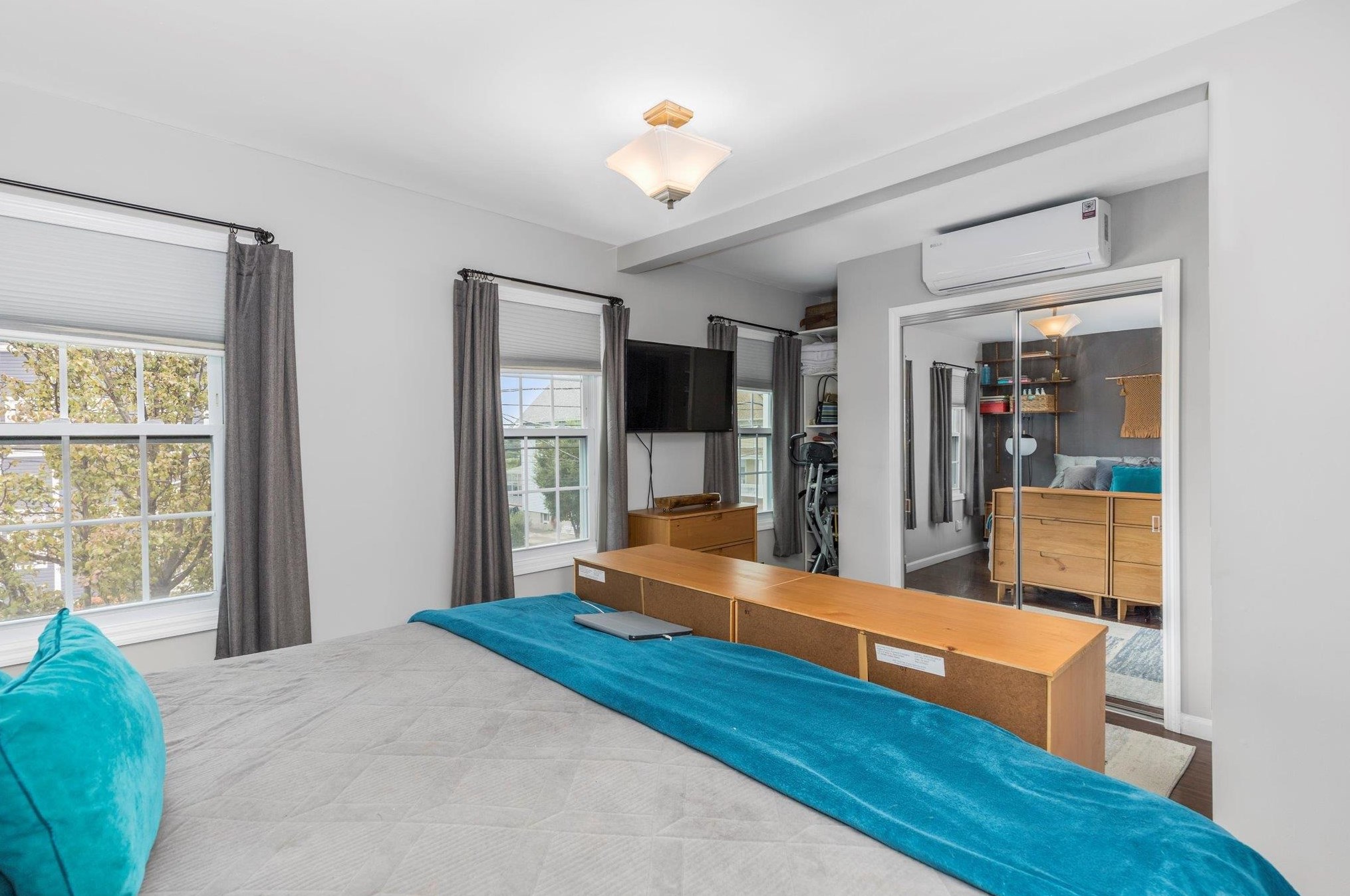 256 Maple St, Secaucus NJ 07094-3706 exterior