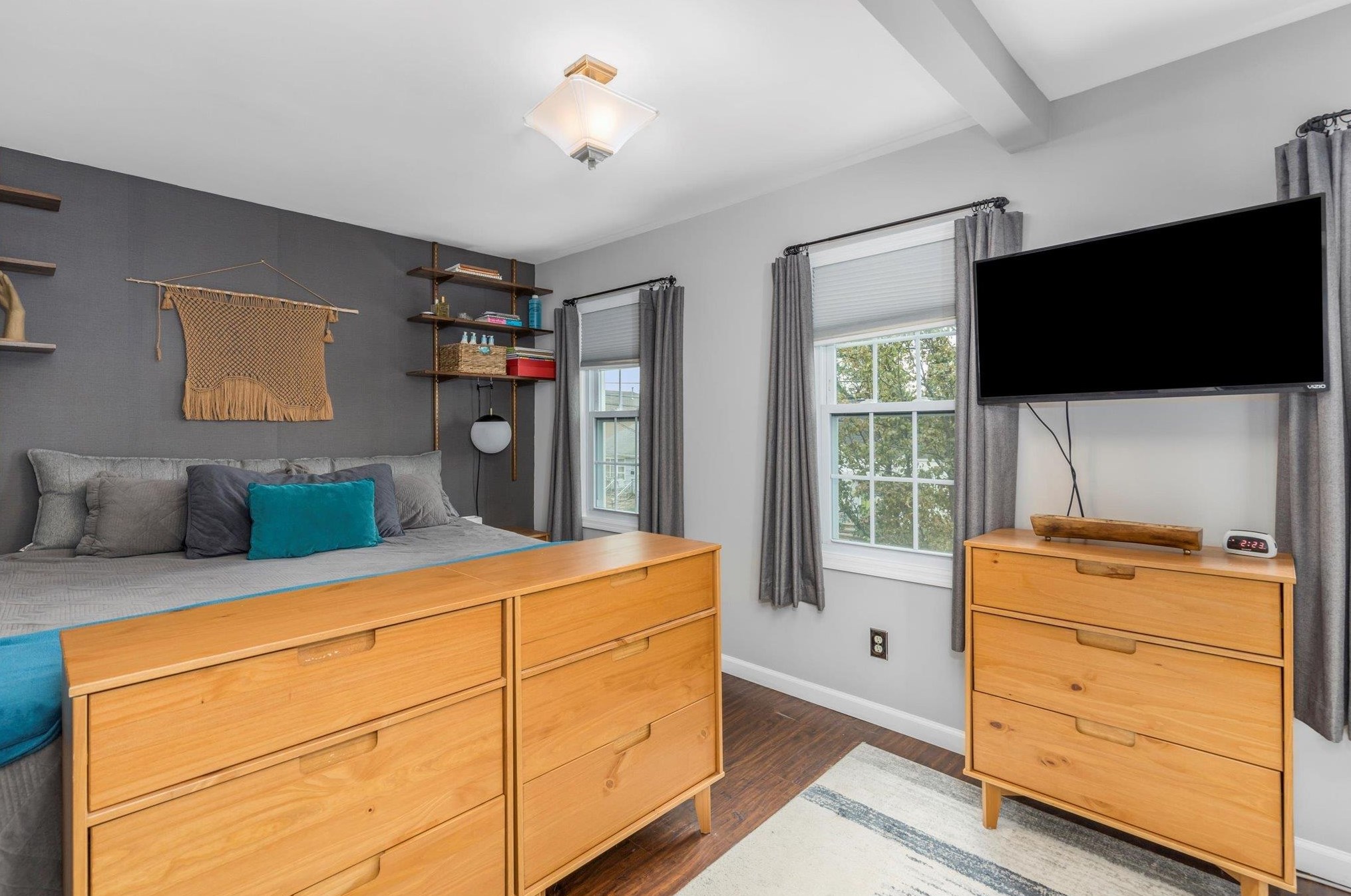 256 Maple St, Secaucus NJ 07094-3706 exterior