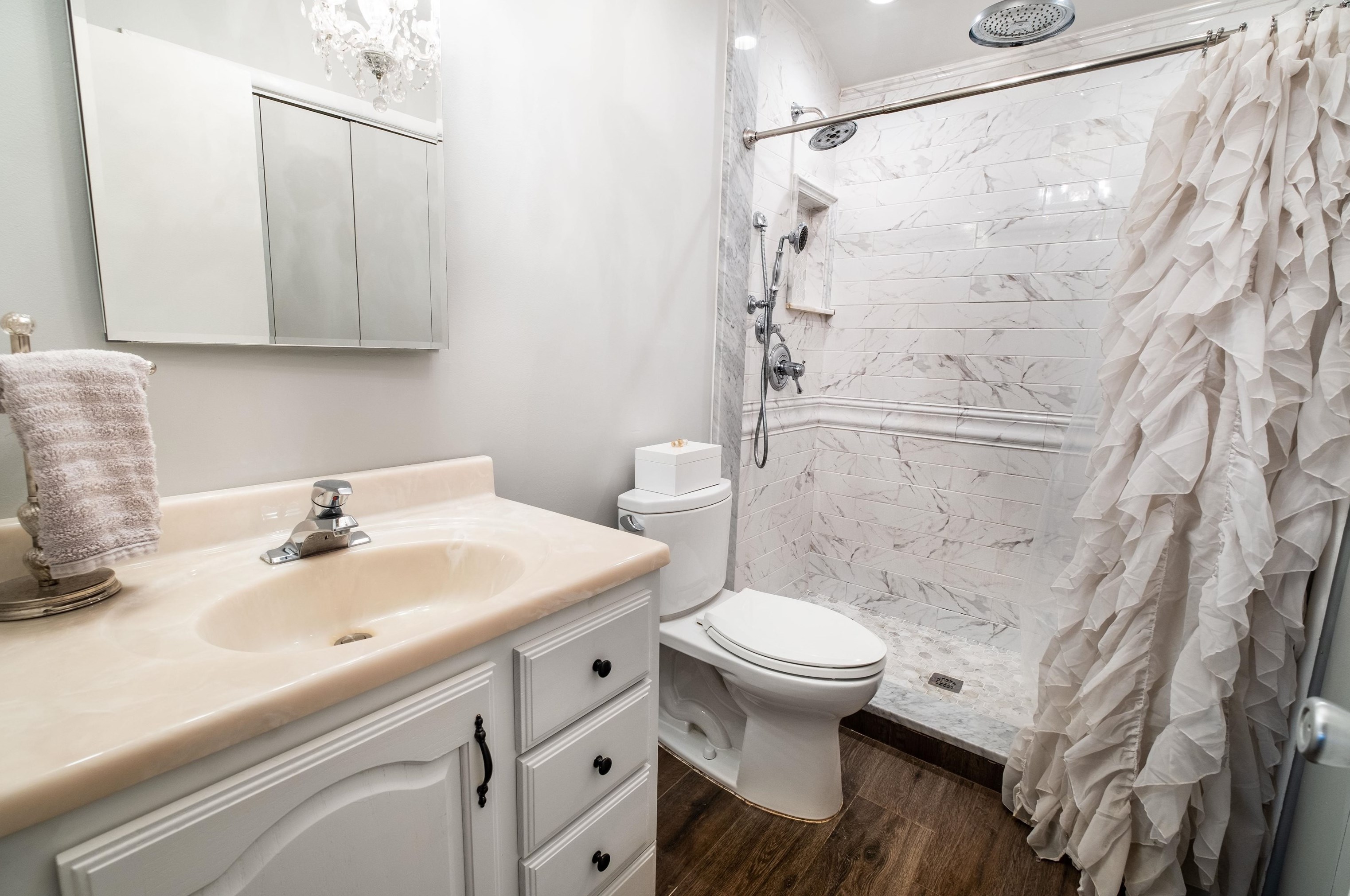 16 Marina Ky, Secaucus NJ  07094-2205 exterior