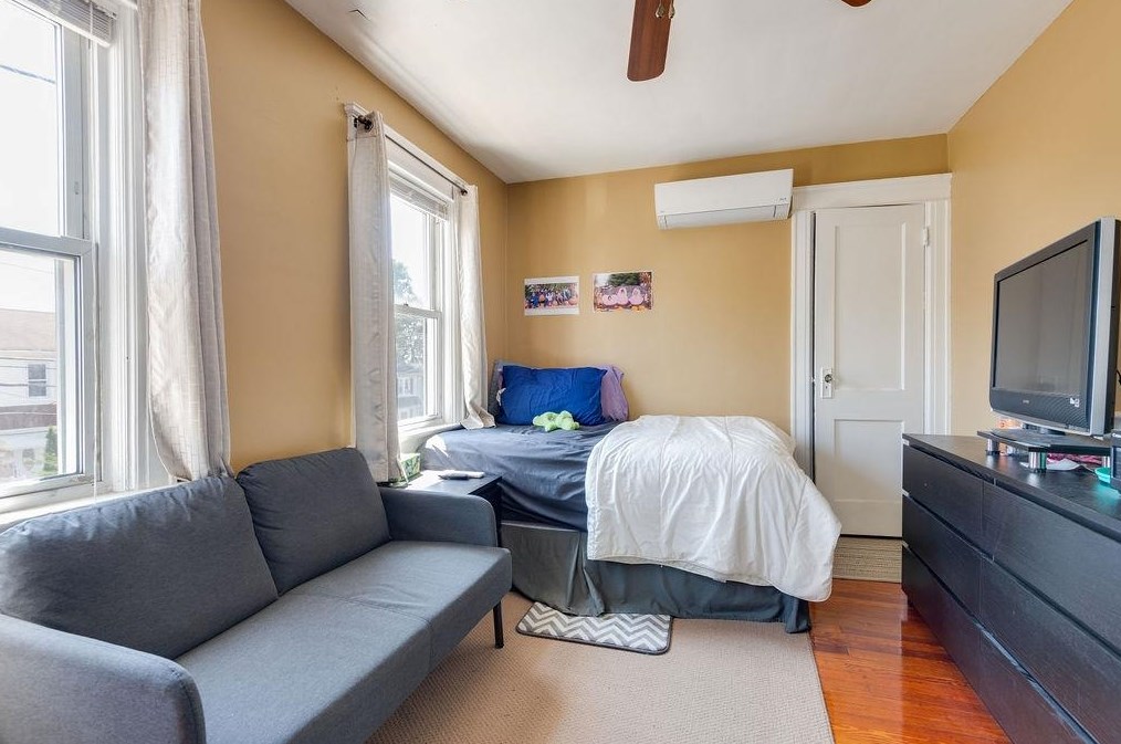 1310 St, North Bergen NJ  07047-4228 exterior