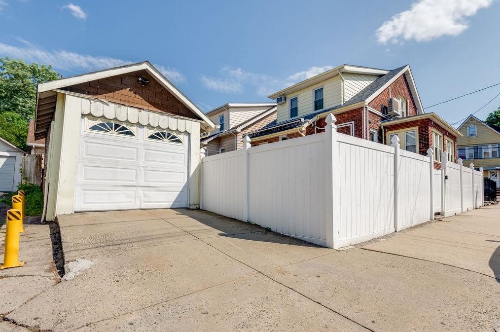 1310 St, North Bergen NJ  07047-4228 exterior