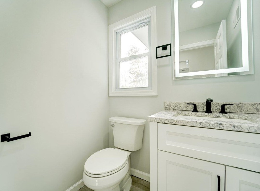 66 Edward Ct, Clifton NJ  07011-2832 exterior