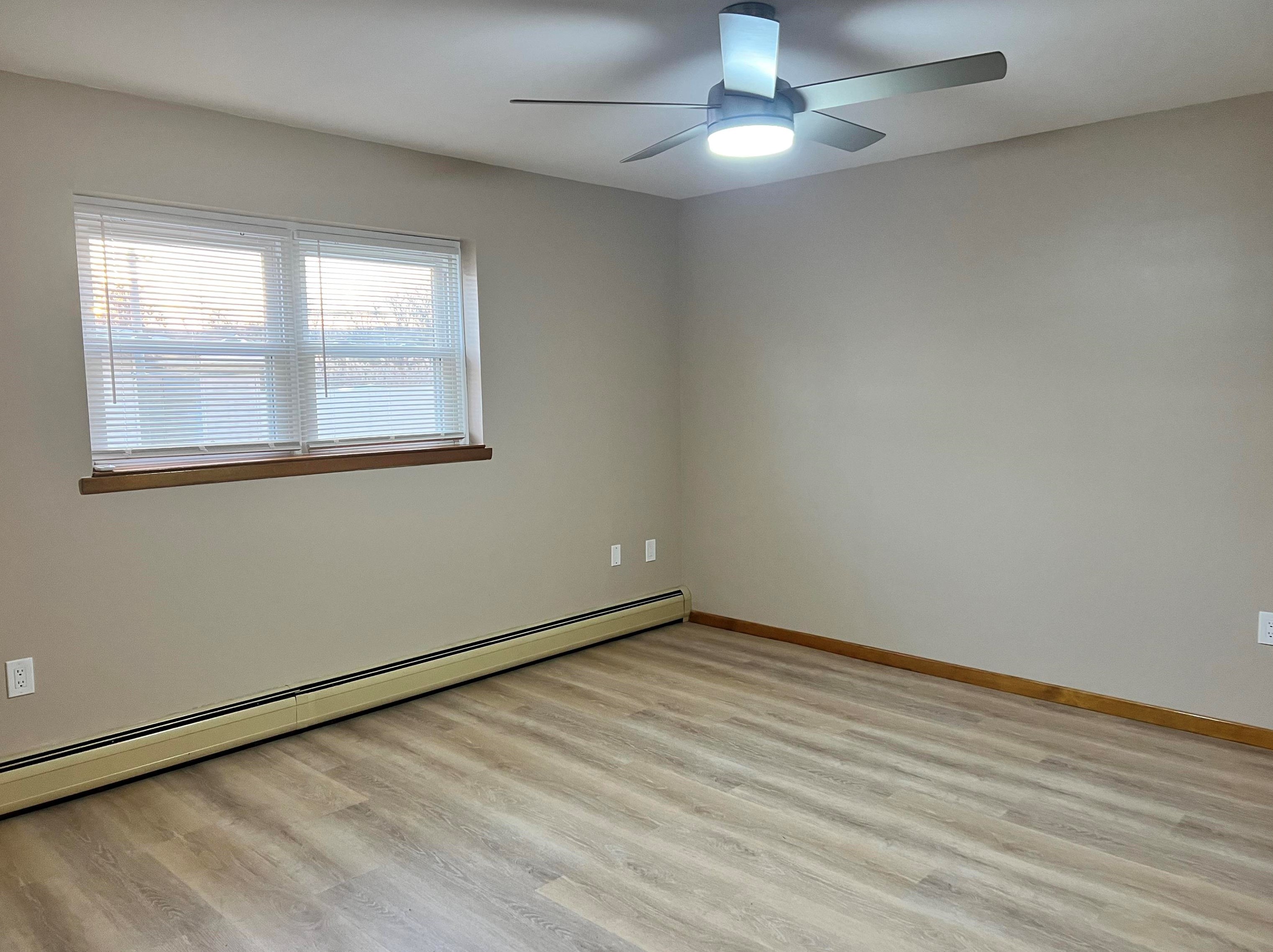 287 Grace Ave, Secaucus NJ  07094-3724 exterior