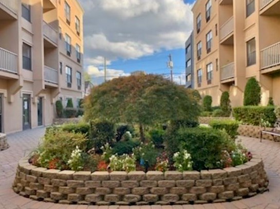8915 Bergenwood Ave #46, North Bergen, NJ 07047