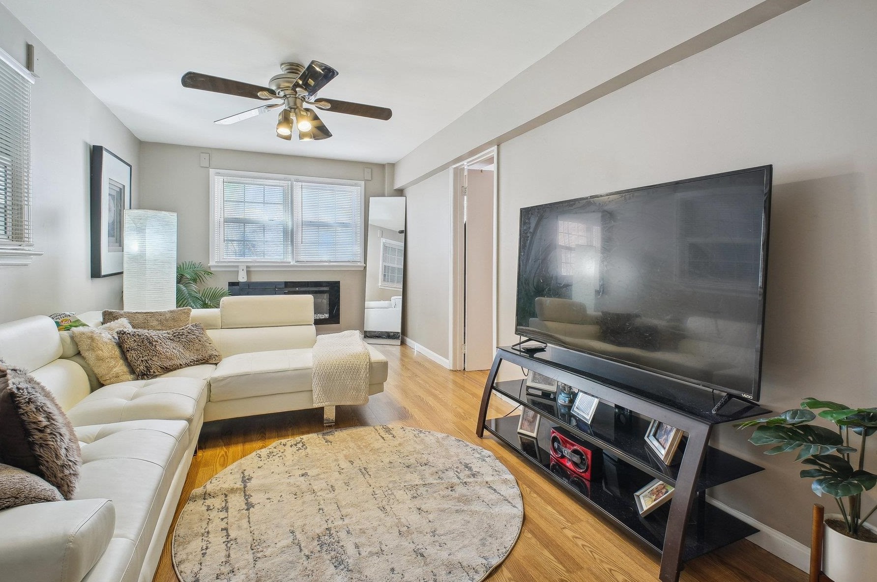 133 Collard St, Jersey City NJ 07306-3525 exterior