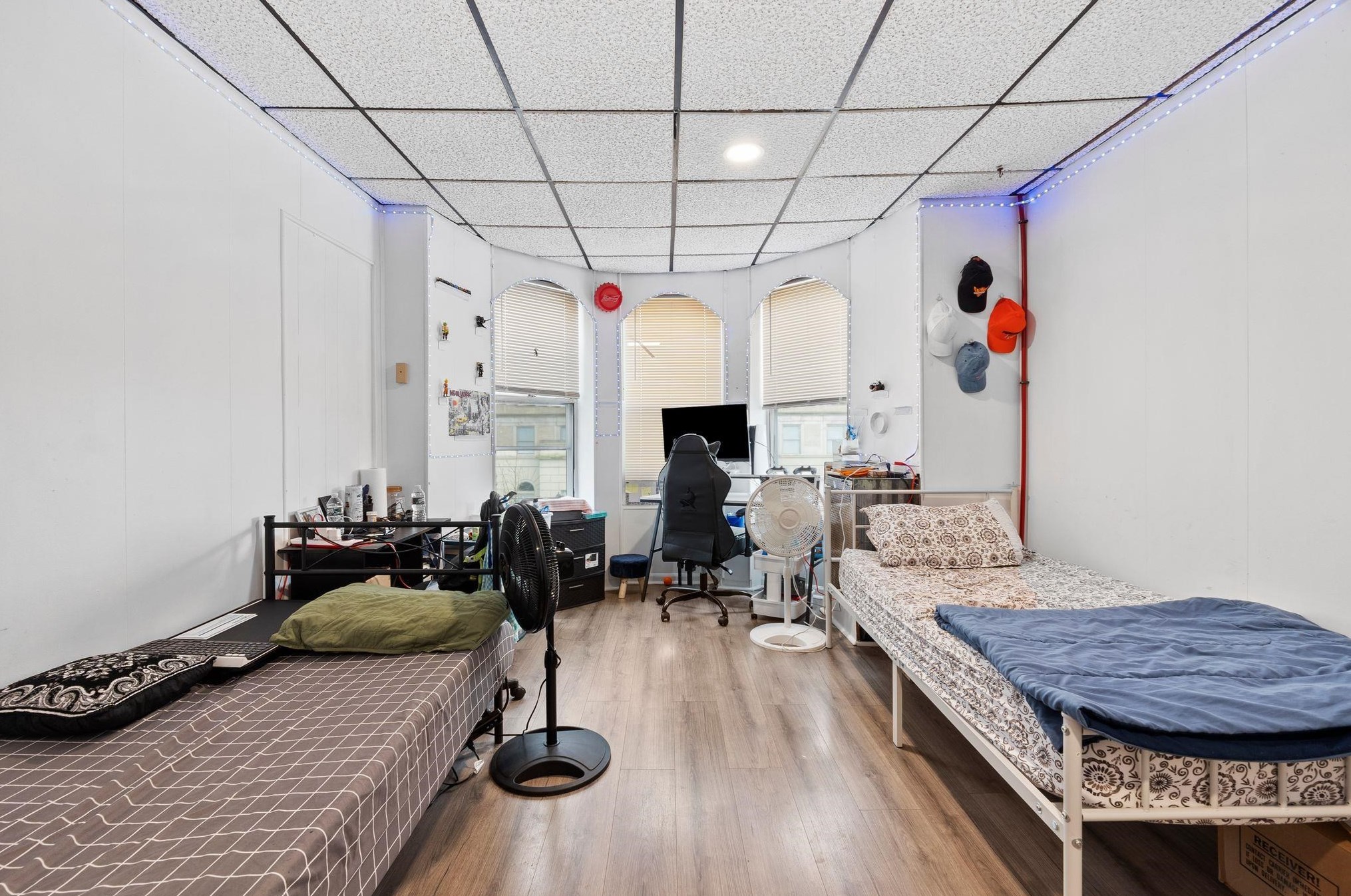 87 Clifton Pl, Jersey City NJ 07304-3103 exterior