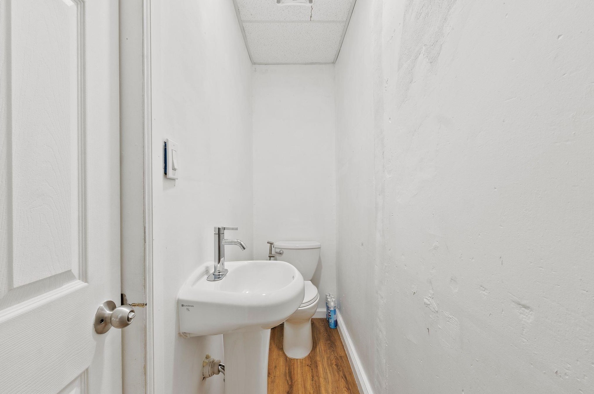 87 Clifton Pl, Jersey City NJ 07304-3103 exterior