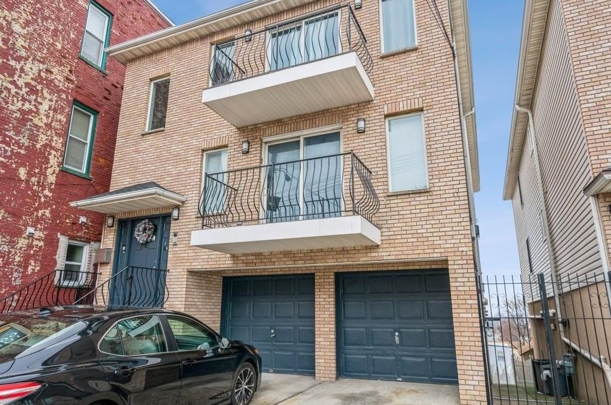 3705 Bergen Tpke, North Bergen NJ  07047-2309 exterior