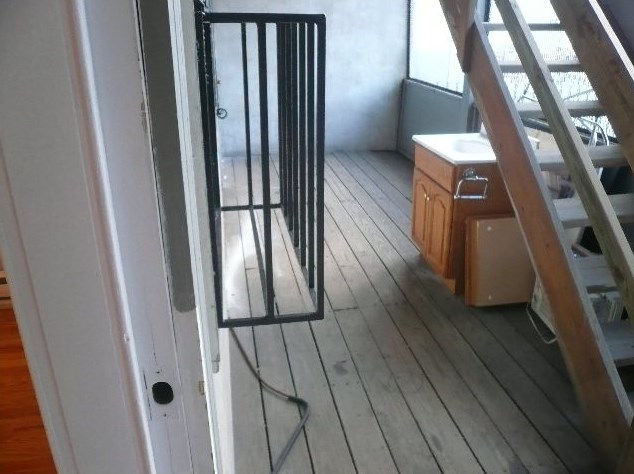 342 4th St, Jersey City NJ  07302-2372 exterior