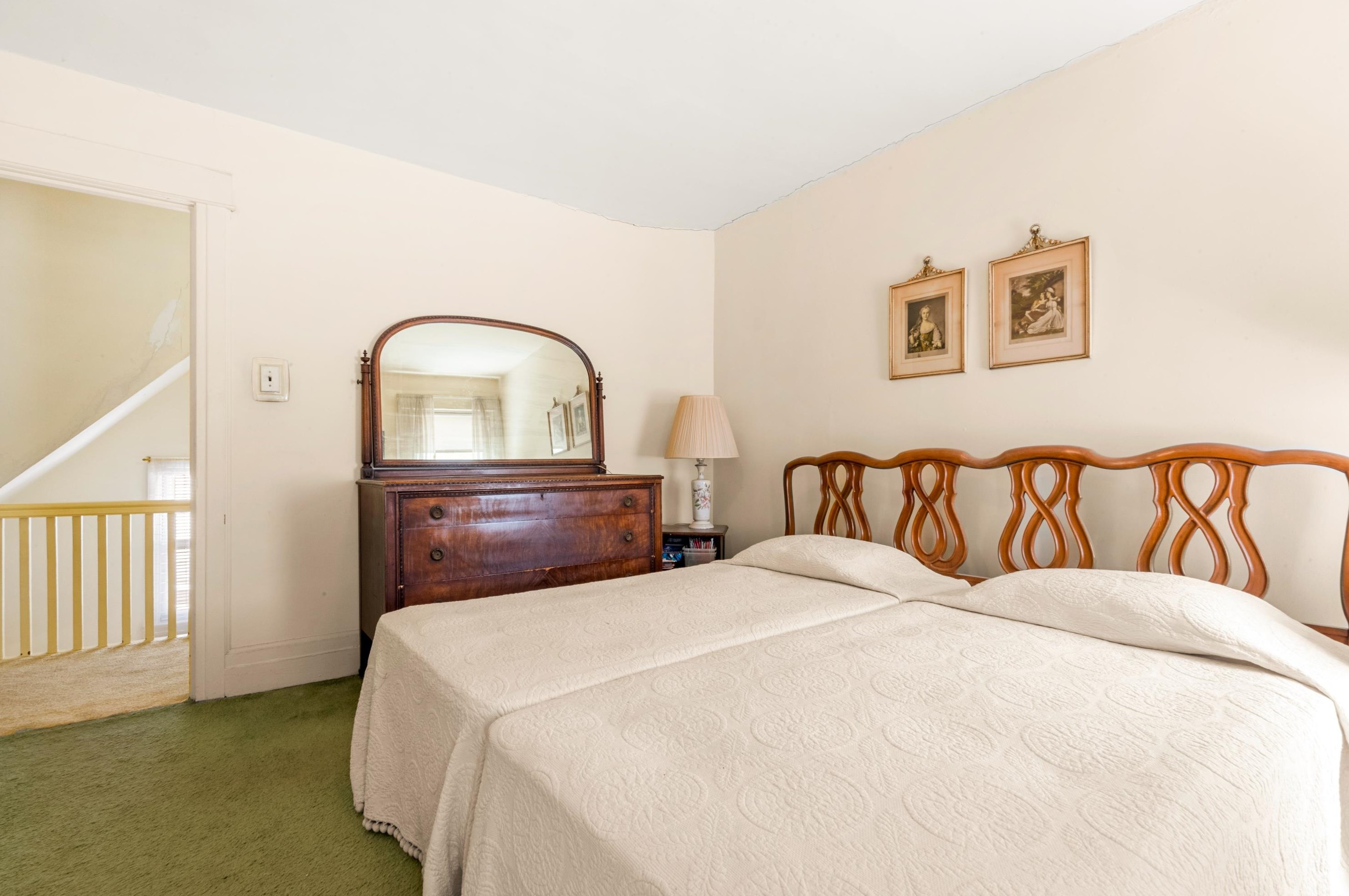 83 38th St, Bayonne NJ  07002-4813 exterior