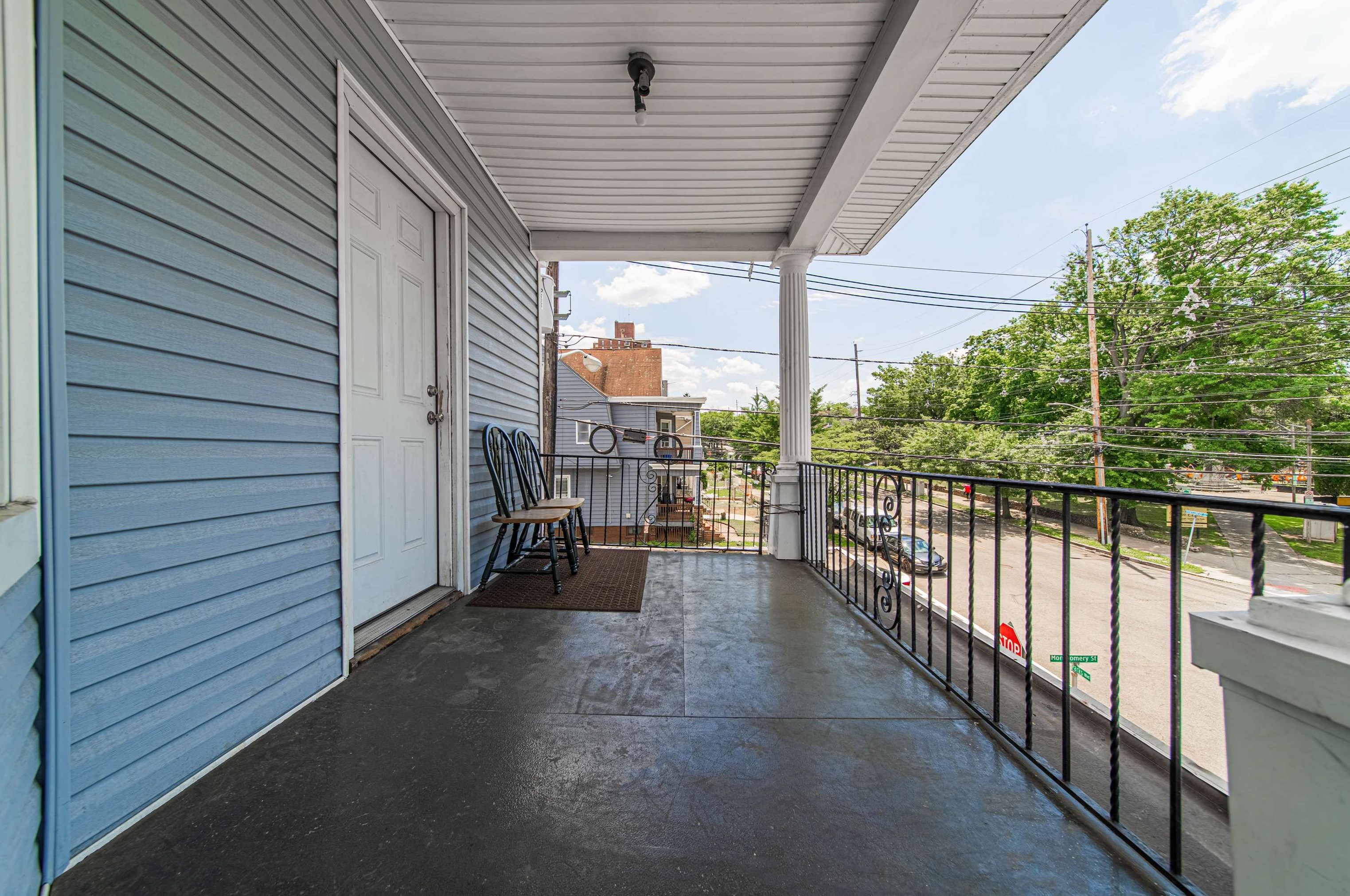 111 Graham Ave, Paterson NJ 07508-2961 exterior