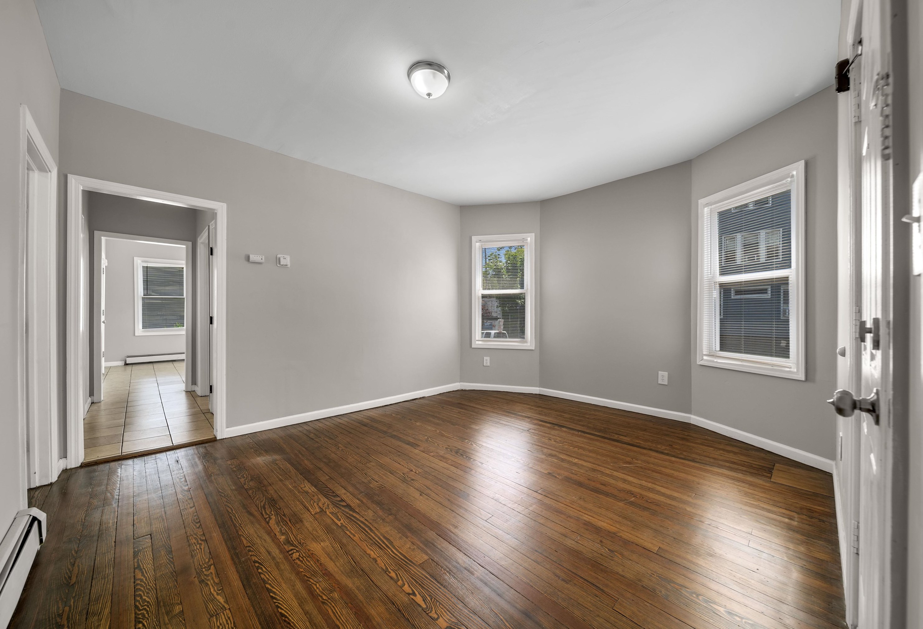 111 Graham Ave, Paterson NJ 07508-2961 exterior