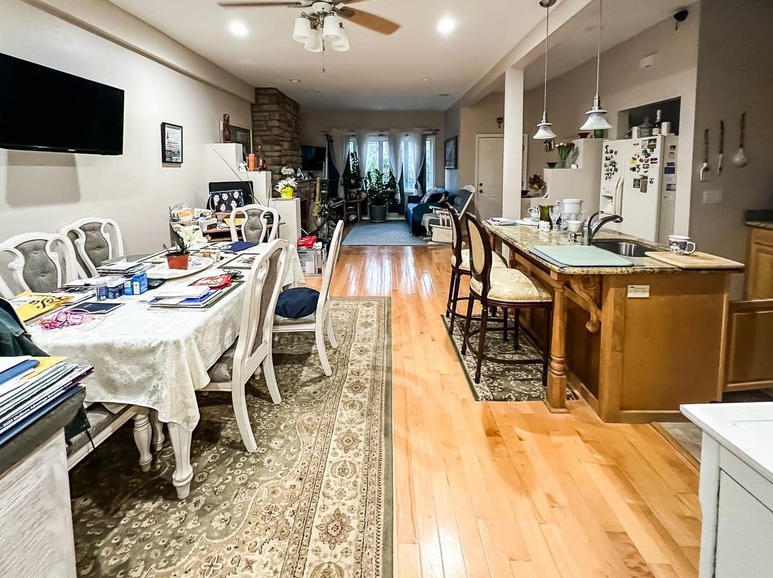 41 Hopkins Ave, Jersey City NJ  07306-1522 exterior