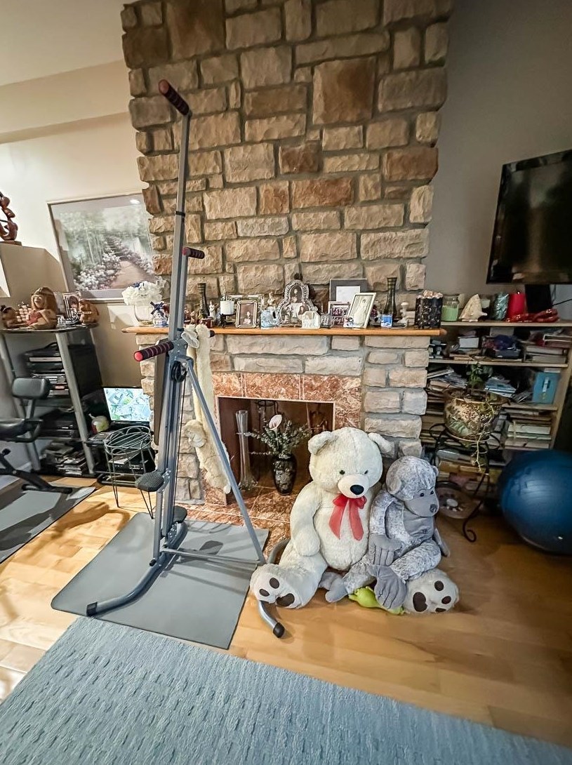 41 Hopkins Ave, Jersey City NJ  07306-1522 exterior