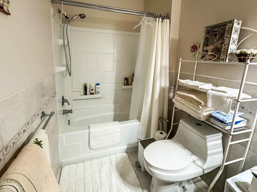 41 Hopkins Ave, Jersey City NJ  07306-1522 exterior