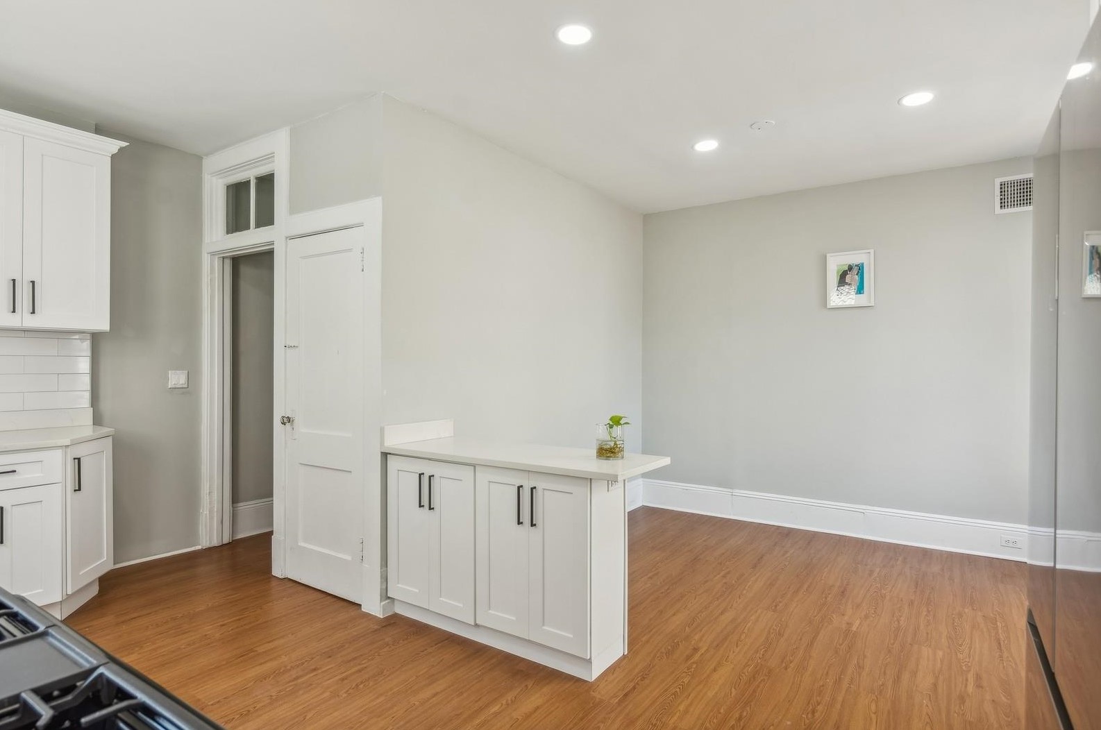 748 Avenue C, Bayonne NJ  07002-5148 exterior