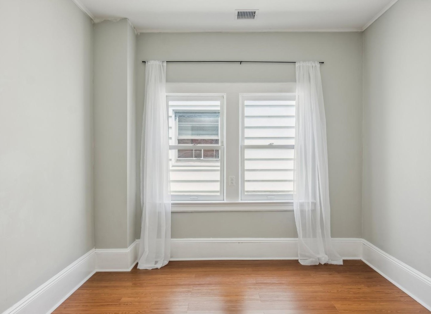 748 Avenue C, Bayonne NJ  07002-5148 exterior