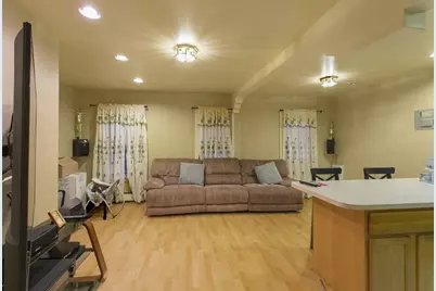 58 Yale Ave, Jersey City, NJ 07304 - Photo 3