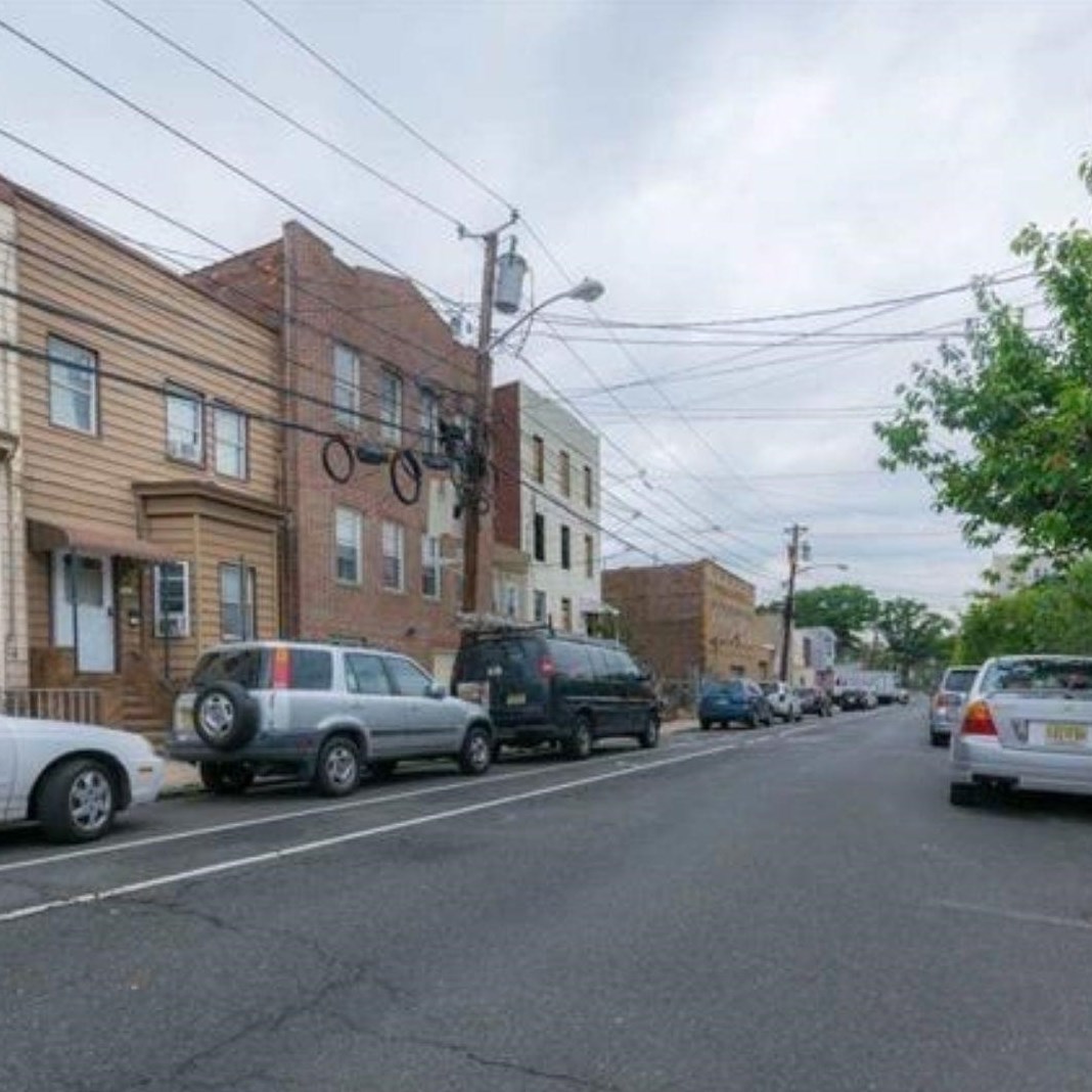 241 Cambridge Ave, Jersey City NJ  07307-1906 exterior