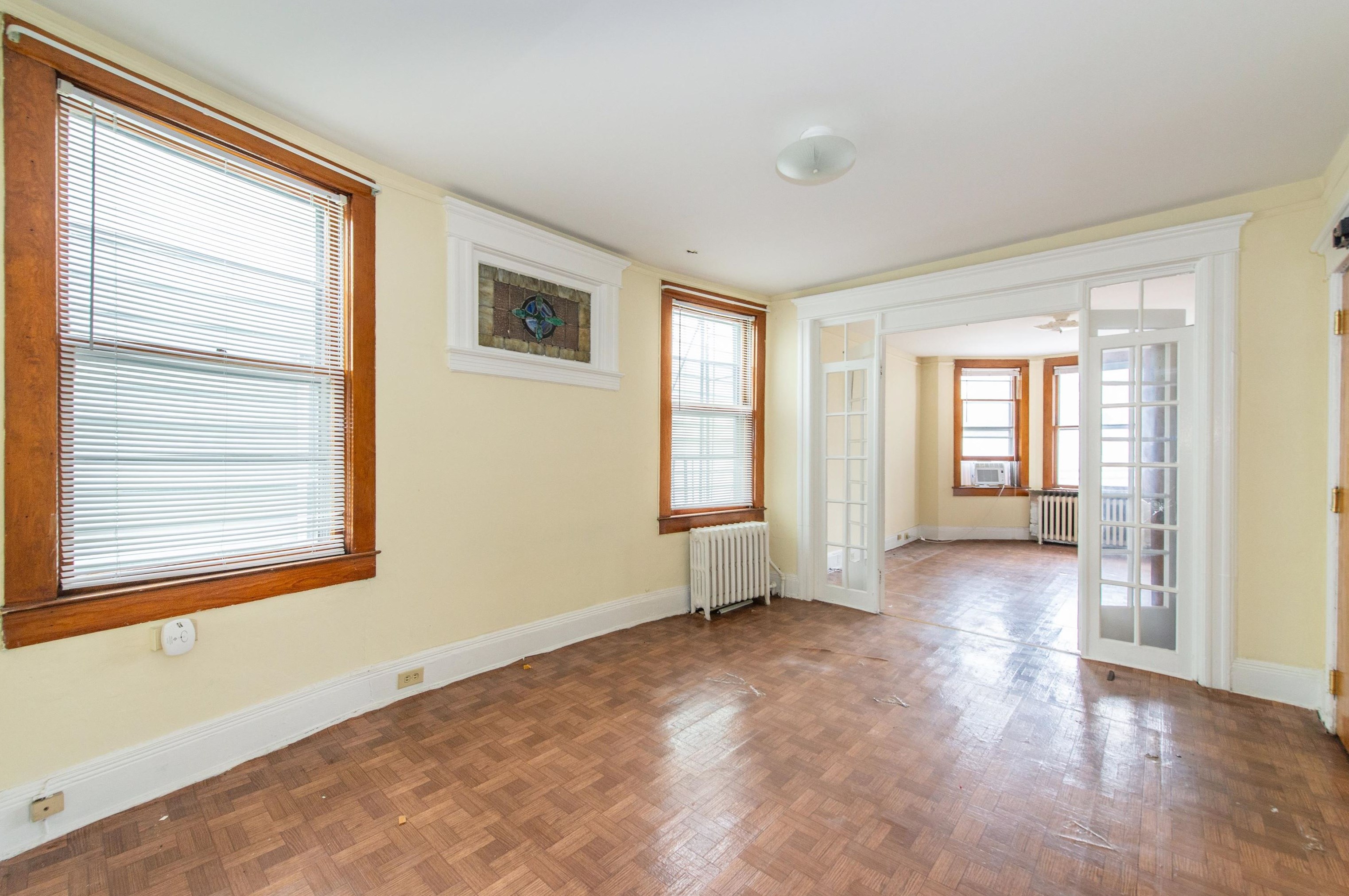 858 Side Ave, Jersey City NJ  07306-6514 exterior