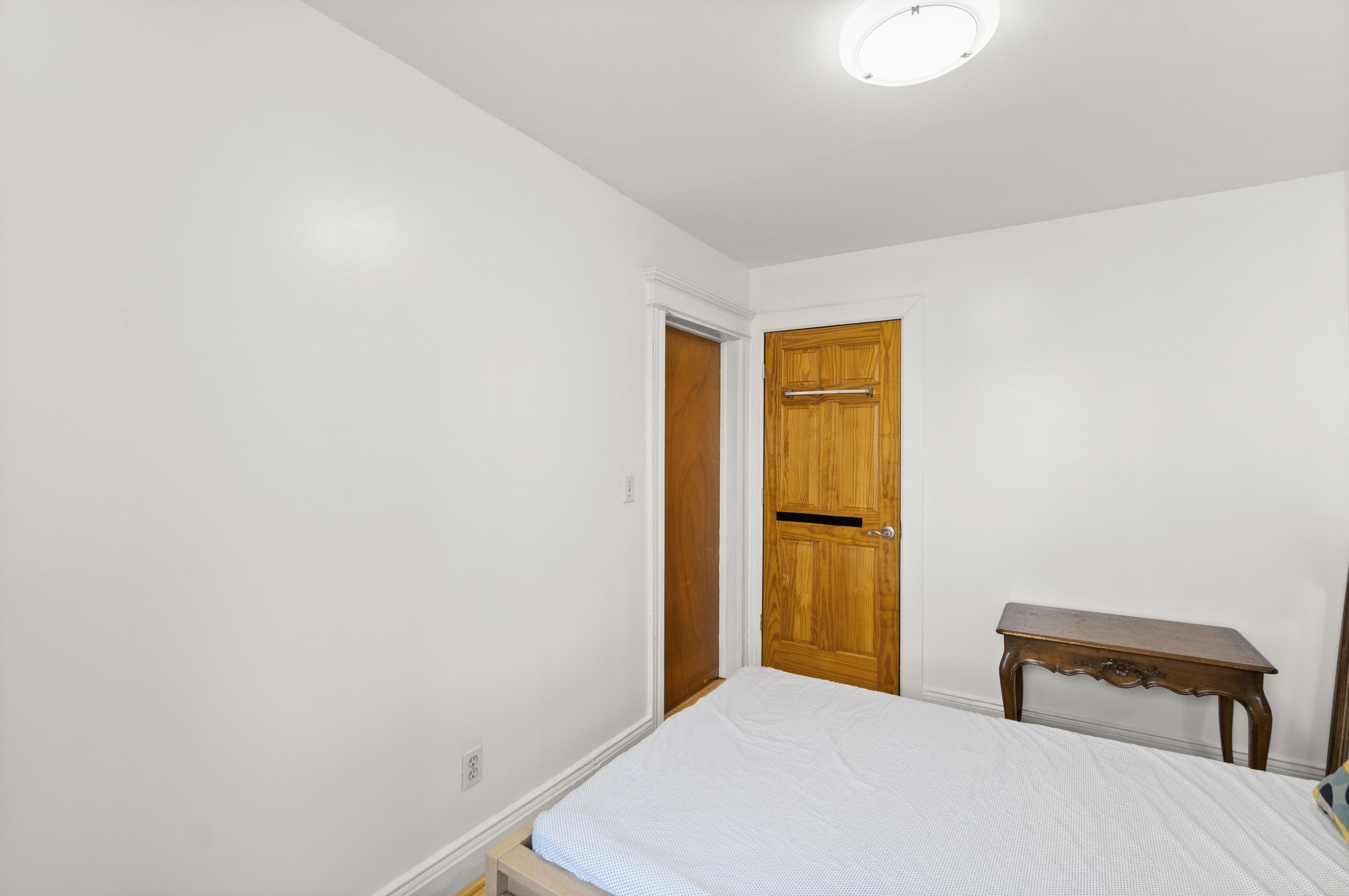 299 Armstrong Ave, Jersey City NJ 07305-2102 exterior