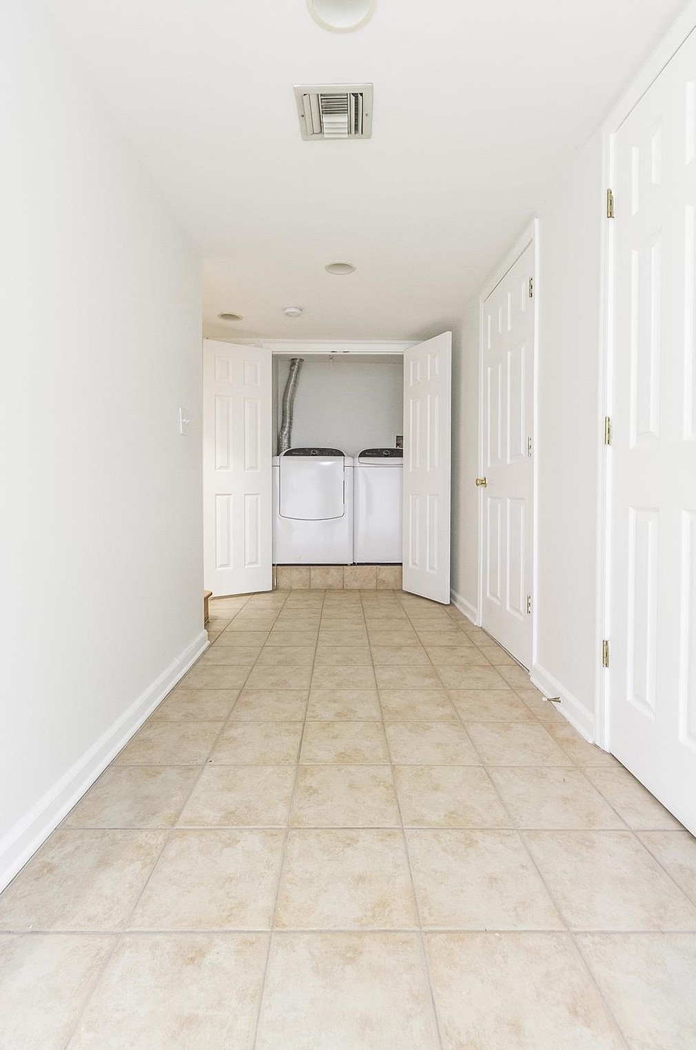 273 8 St, Jersey City NJ  07302-2019 exterior