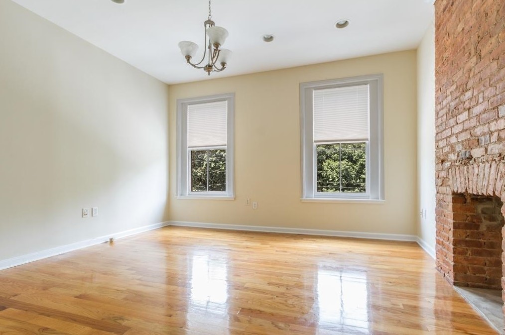273 8 St, Jersey City NJ  07302-2019 exterior