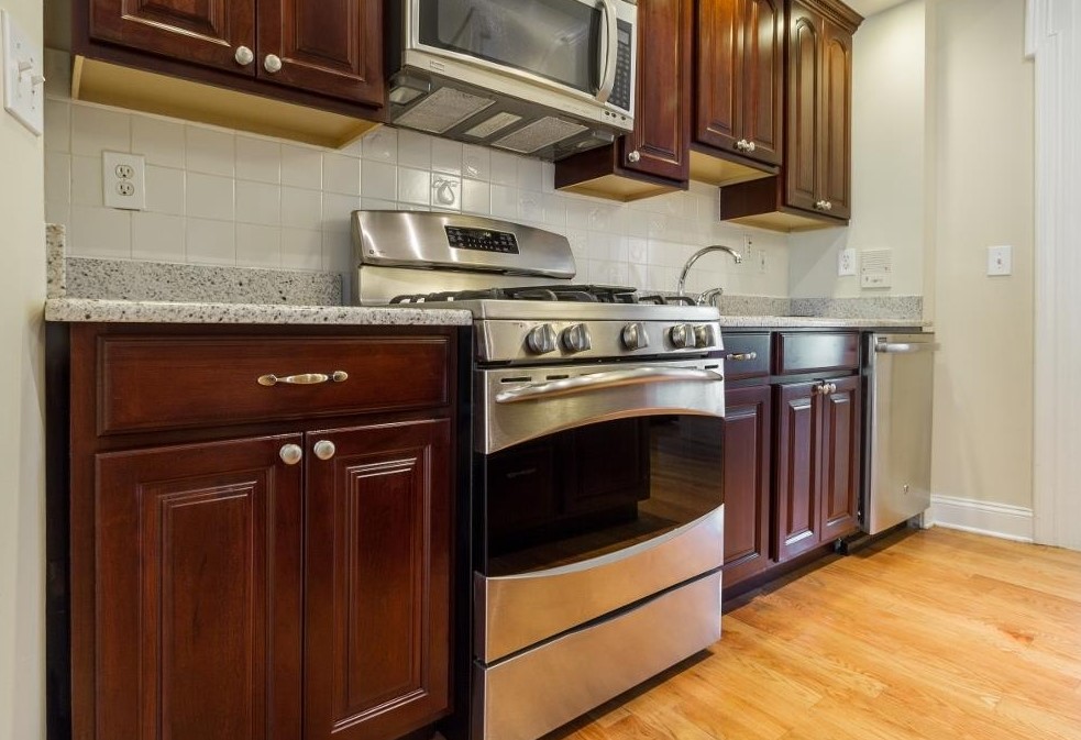 273 8 St, Jersey City NJ  07302-2019 exterior