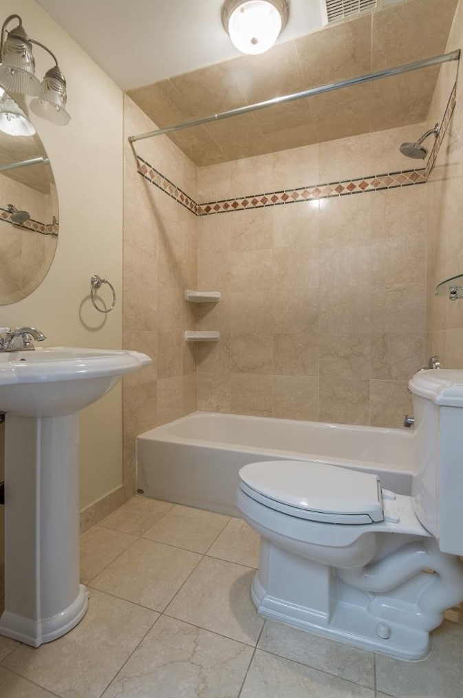 273 8 St, Jersey City NJ  07302-2019 exterior
