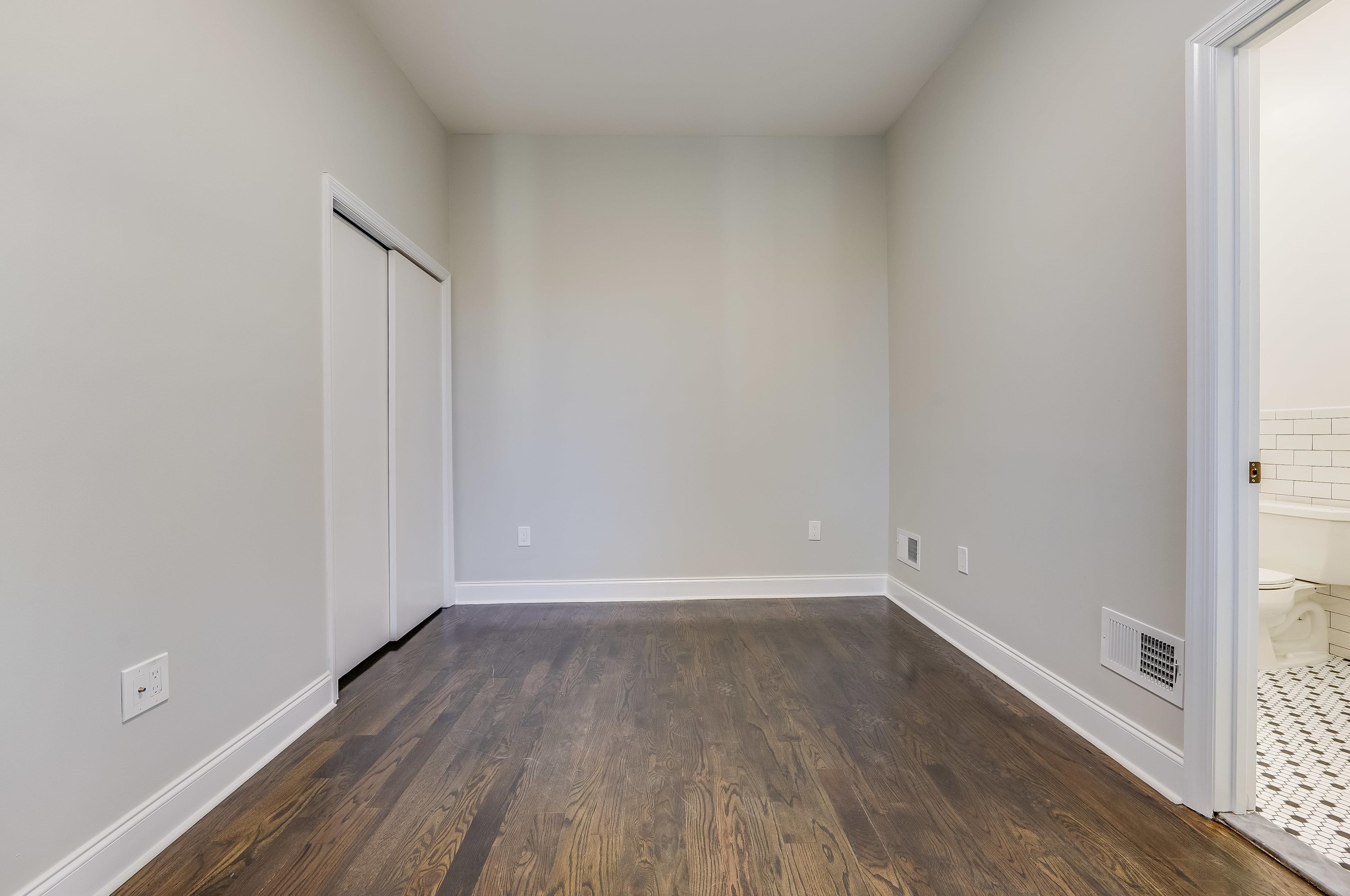 172 Mallory Ave, Jersey City NJ  07304-1218 exterior