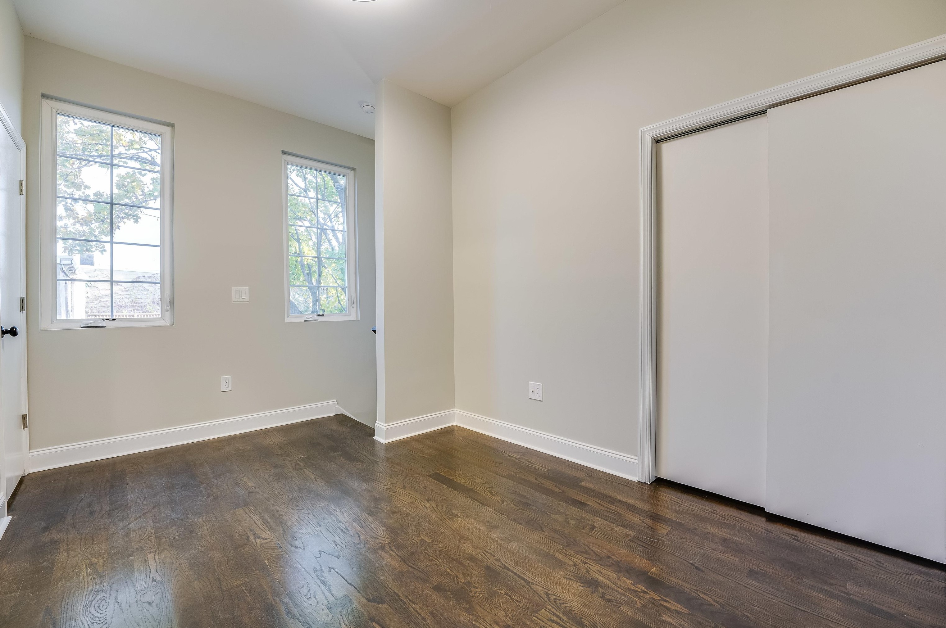 172 Mallory Ave, Jersey City NJ  07304-1218 exterior