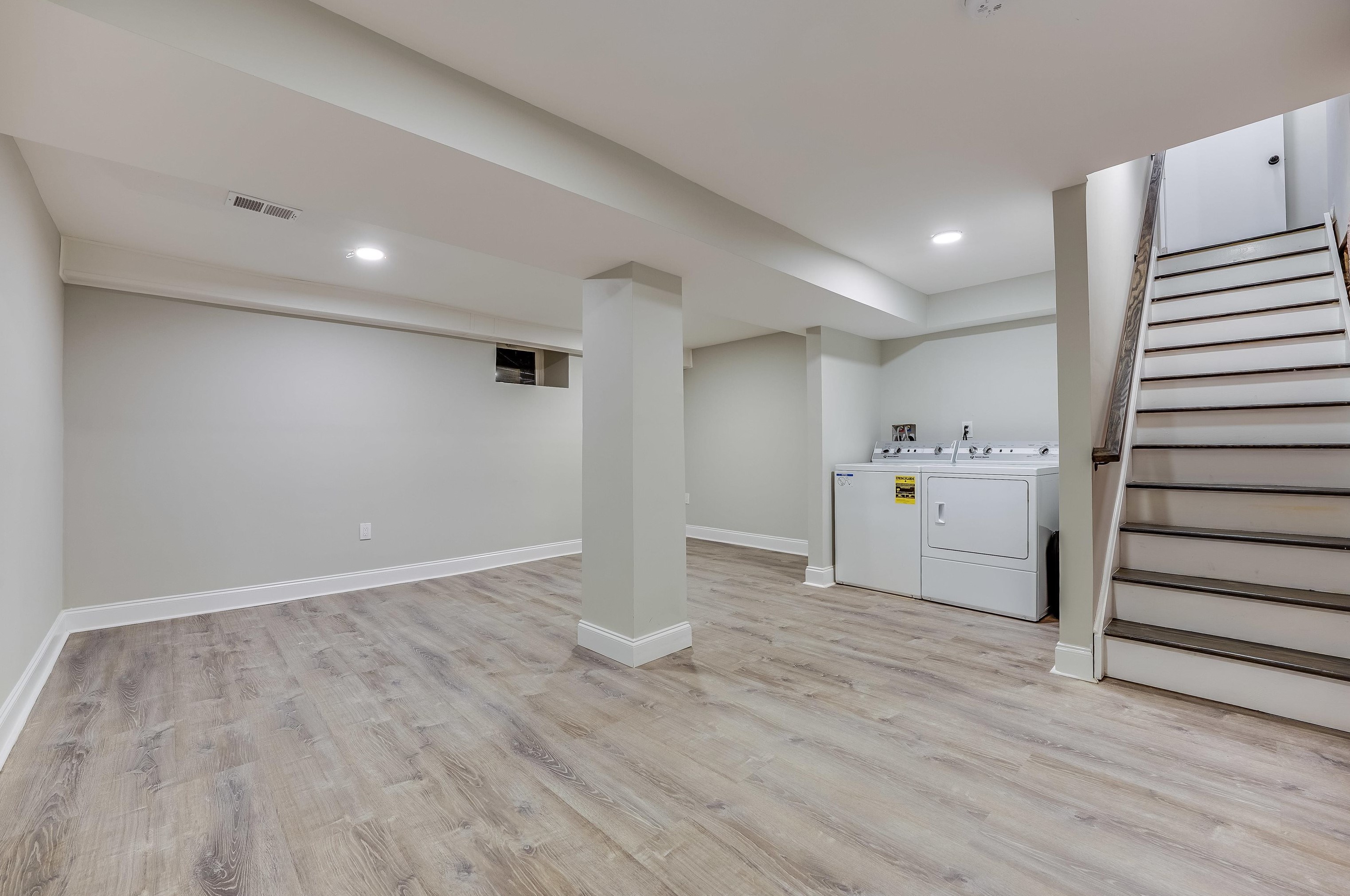 172 Mallory Ave, Jersey City NJ  07304-1218 exterior