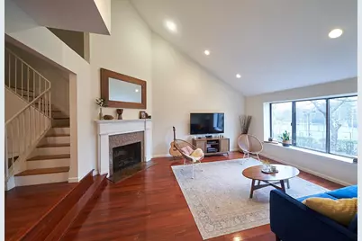 24 Marina Key, Secaucus, NJ 07094 - Photo 3