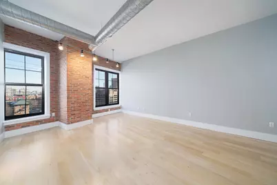 100 Paterson Plank Rd #517, Jersey City, NJ 07307 - Photo 5