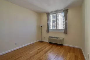 100 Manhattan Ave, Union City, NJ 07087 - Photo 7