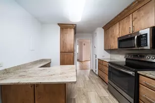 429 Harmon Cove Tower, Secaucus, NJ 07094 - Photo 25