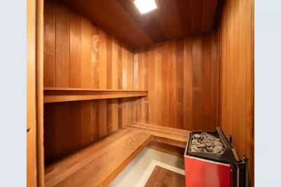 429 Harmon Cove Tower, Secaucus, NJ 07094 - Photo 9