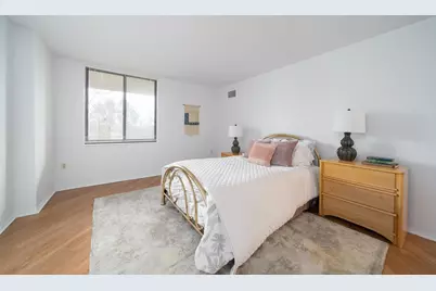 429 Harmon Cove Tower, Secaucus, NJ 07094 - Photo 5