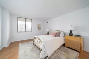 429 Harmon Cove Tower, Secaucus, NJ 07094 - Photo 5