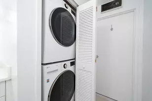 429 Harmon Cove Tower, Secaucus, NJ 07094 - Photo 11