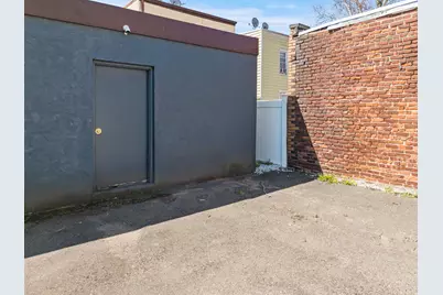 264 Kearney Ave, Jersey City, NJ 07305 - Photo 23