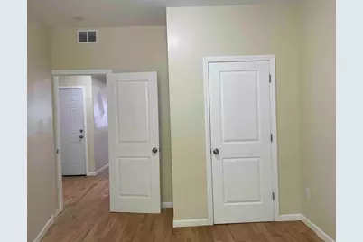 32 Martin Luther King Jr Dr, Jersey City, NJ 07305 - Photo 29