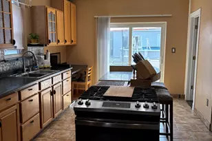 100 Linnet St, Bayonne, NJ 07002 - Photo 5