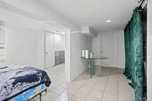 218 68th St, Guttenberg, NJ 07093 - Photo 29