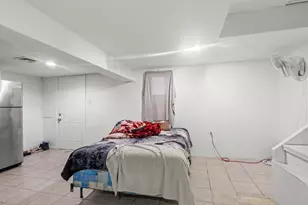 218 68th St, Guttenberg, NJ 07093 - Photo 31