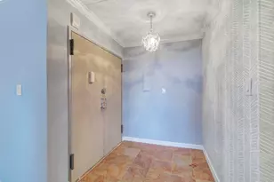 250 Gorge Rd, Cliffside Park, NJ 07010 - Photo 3