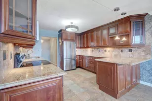 250 Gorge Rd, Cliffside Park, NJ 07010 - Photo 15